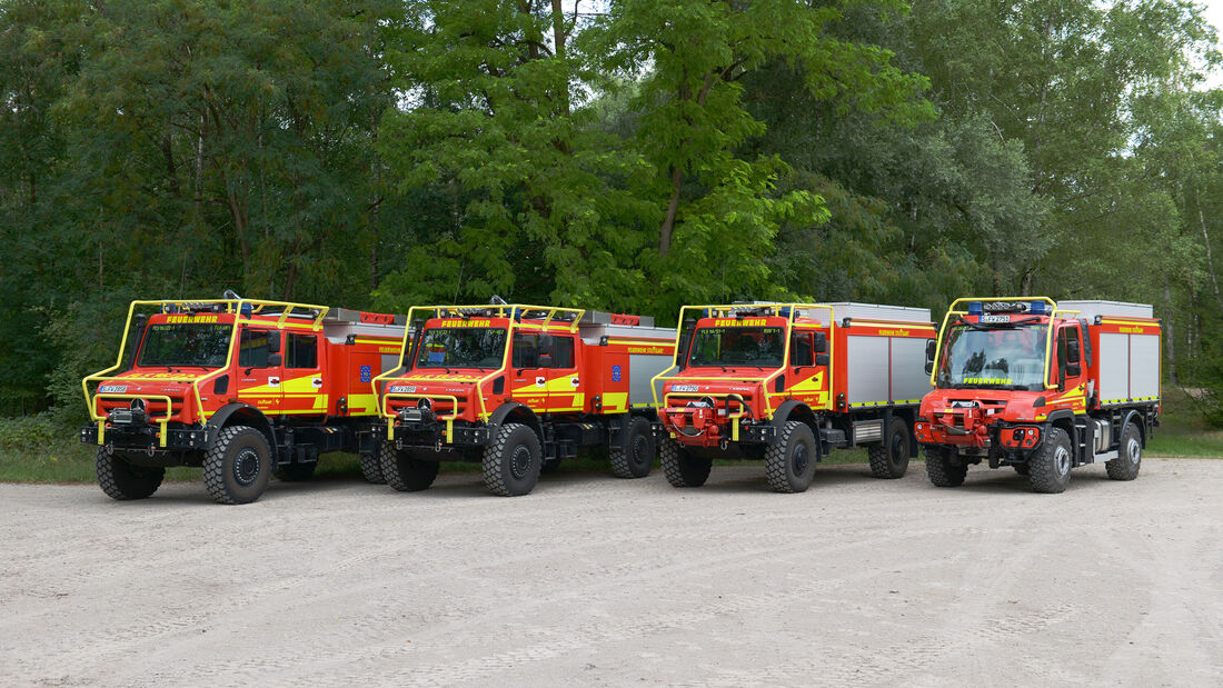 +++ Verschiedene Werte +++ Mercedes-Benz MBS Unimog, hochgeländegängig, Geräteträger, Euro VI, Feuerwehr Stuttgart, Rüstwagen kompakt und Rüstwagen hochgeländegängig, TLF Waldbrandbekämpfung mit Varus-Aufbau Schlingmann, Fahrertraining Ötigheim. FF 2+3/2024