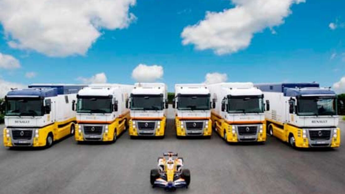 16 Renault-Trucks unterstüzen das Formel 1-Team logistisch