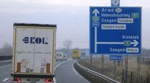 4. Daimler-Hilfskonvoi, zum 3. Mal in die Osttürkei mit Hilfsgütern für syrische Flüchtlinge.