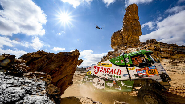 507 DE BAAR Pascal (nld), SLOOTJES Stefan (nld), KRUGER Marcin (ger), Riwald Dakar Team, Renaut, Trucks, action during the Stage 4 of the Dakar 2023 around Hail, on January 4th, 2023 in Hail, Saudi Arabia