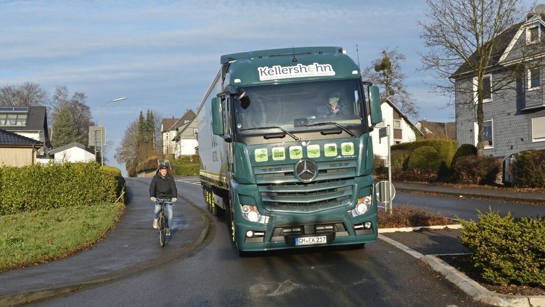Abbiegeassistent Lkw Fahrrad