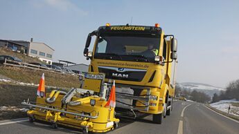 Abeschleppdienst, Ölspur, Unfall, Tator, Reiniger, Truckjob FF 6/2018.