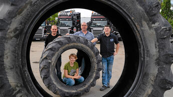 Altreifenlogistik mit Traumlastern, Reifen, Scania