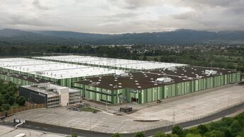 Am 22. Mai eröffneten die Mercedes-Benz AG, die Seifert Logistics Group und der Projektentwickler Panattoni das International Consolidation Center (ICC) in Bischweier. //  On 22 May, Mercedes-Benz AG, Seifert Logistics Group and project developer Panatto