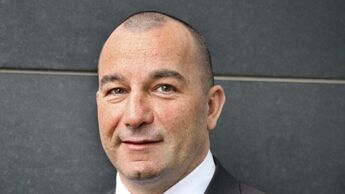 André Girnus, Mercedes-Benz Charterway