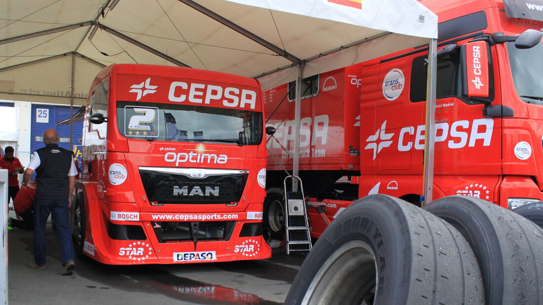 Antonio Albacete bereitet sich auf den Truck-Grand-Prix am Nürburgring vor.