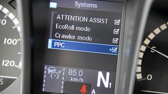 Assistenzsysteme, Daimler, Anzeige