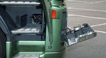 Aufgeklappter Scheinwerfer