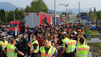 Austria: Refugees gather at border crossing in Salzburg