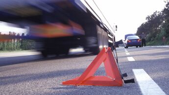 Autobahn Seitenstreifen Randstreifen Panne