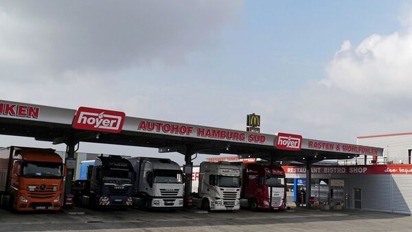 Autohof Hamburg Süd, Hoyer, Fahrer, Johann, Renner