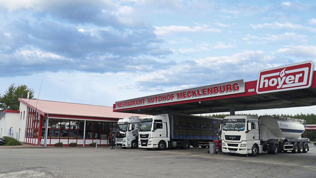 Autohof-Hoyer Mecklenburg Truckstop FF 12/2019 12/19 19306 Neustadt-Glewe Hamburg Berlin A7 Tankstelle 19306 Neustadt-Glewe