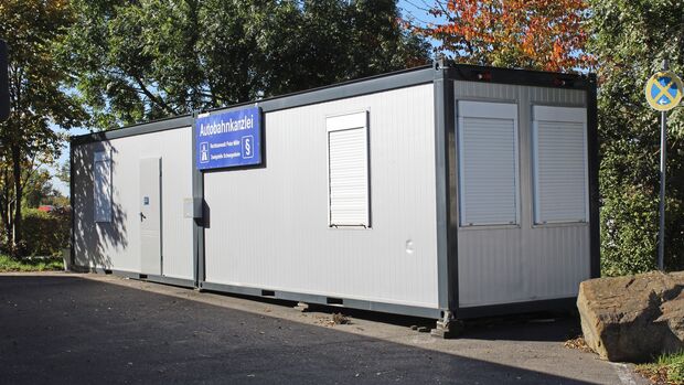 Autohof Schweigenheim 2017, Tankstelle, Essen, Restaurant, Autobahnkanzlei Container