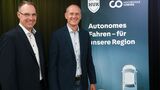 Autonome Shuttles könnten kleinere Orte besser anbinden und den Fahrermangel im Nahverkehr abfedern. Hochschule Coburg und HUK-Coburg sehen Oberfranken als mögliche Modellregion für größere Level-4-Flotten.