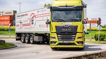 Autonomer MAN TGX unterwegs im DUSS-Terminal in Ulm-Dornstadt