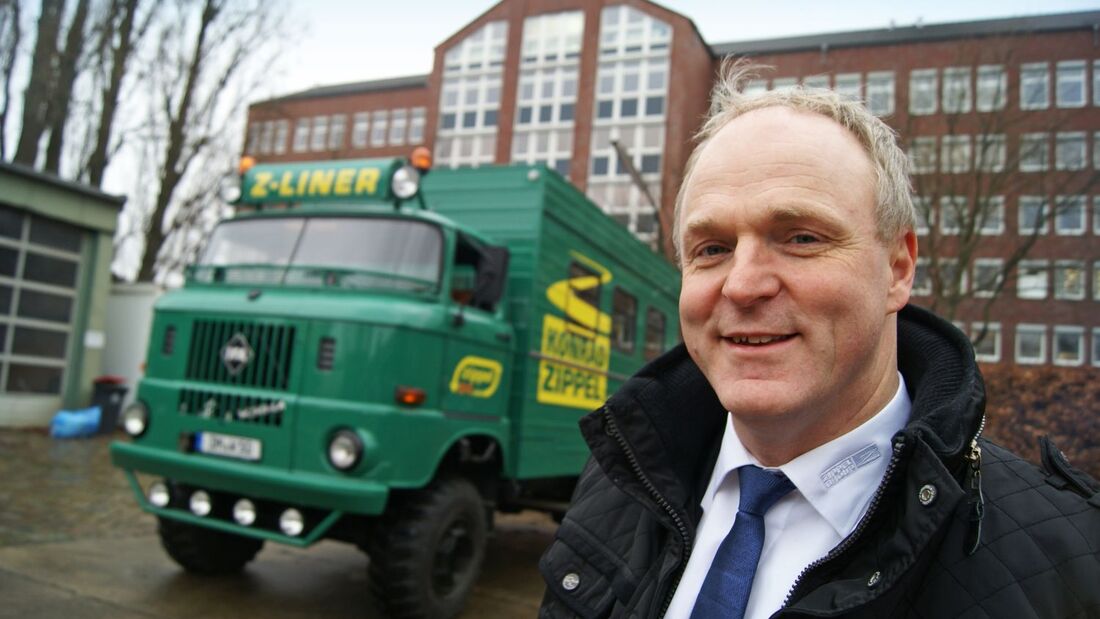 Axel Plaß, Spedition Konrad Zippel