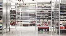 BLG Logistics und Grenzebach Lager-und Kommissioniersystem "G-Com", AGV, Roboter, Lager, Warehouse