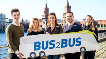 BUS2BUS 2019
- Media Preview 2018 -
Björn Fedder, Chief of Staff to CEO at Wunder Mobility; Kerstin Kube-Erkens, Senior Produktmanagerin, Messe Berlin; Christiane Leonard, Hauptgeschäftsführerin, Bundesverband Deutscher Omnibusunternehmer; Pascal Blum, Gründer, unu; Johanna Schelle, MotionTag, Communications & Business Development (v.l.n.r.)