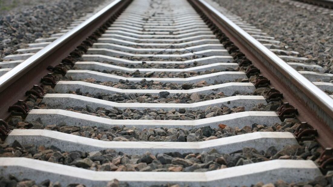Bahnschine