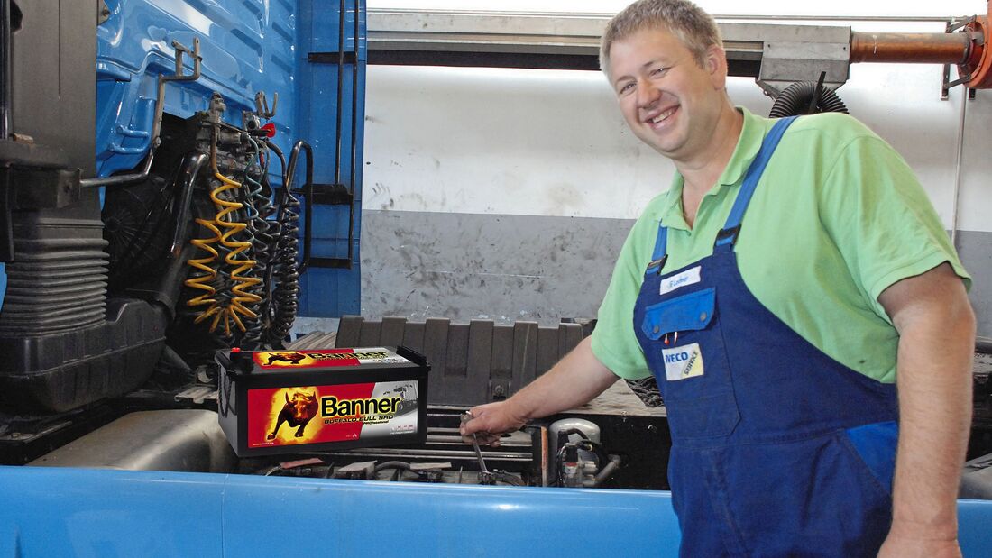 Banner-Batterien am Lkw