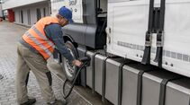 Bilder des Framo-E-Lkw bei der Scherm-Gruppe im Auftrag von BMW