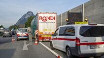 Bilder einer Lkw-Blockabfertigung auf der Inntal-Autobahn A12 in Tirol