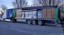 Bilder zur ersten Hilfsaktion von Celik Logistik im März 2022