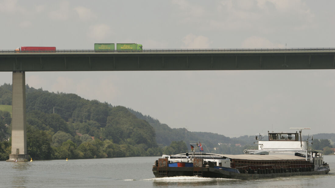 Binnenschiff