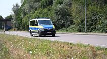 Bis zu 1.000 neue Transporter können Bundespolizei und Bereitschaftspolizeien in den kommenden vier Jahren erhalten. Als Basis dient der MAN TGE 3.180 – den eigentlichen Polizeiumbau übernimmt ein Spezialist.