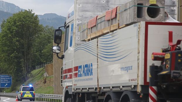 Blockabfertigung Lkw Kieferfelden Österreich