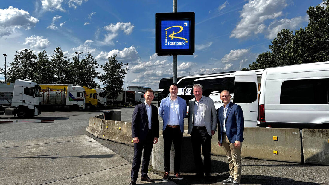 Bosch Road Services und Euro Rastpark vernetzen 15 Truck-Parking-Standorte für sicheres Lkw-Parken.