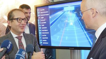 Bundesverkehrsminister Alexander Dobrindt, Testfeld A9.
