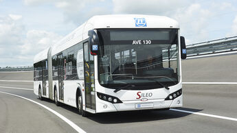 Bus mit AVE  130
