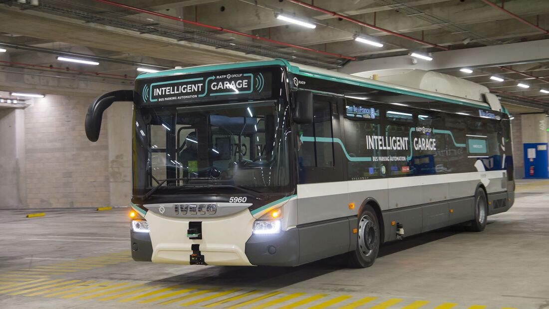 CONFERENCE DE PRESSE SUR LE TEST DU BUS AUTONOME IVECO URBANWAY