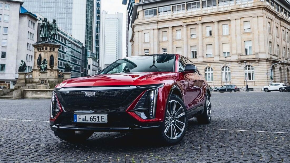 Cadillac Lyriq (2024)