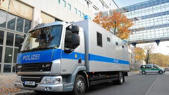 DAF LF45 als Gefangenentransporter