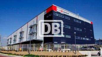 DB Schenker Logistikzentrum Japan
