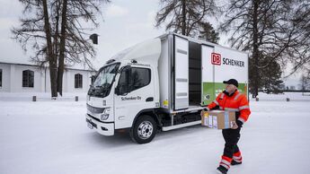 DB Schenker liefert im Winter mit dem eCanter in Finnland aus