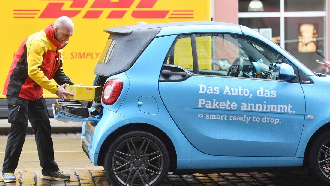 DHL und smart starten mit Kofferraumzustellung in Berlin