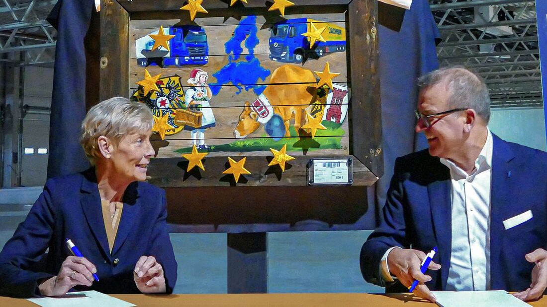 Dachser Food Logistics und Heidelmann verlängern Partnerschaft.