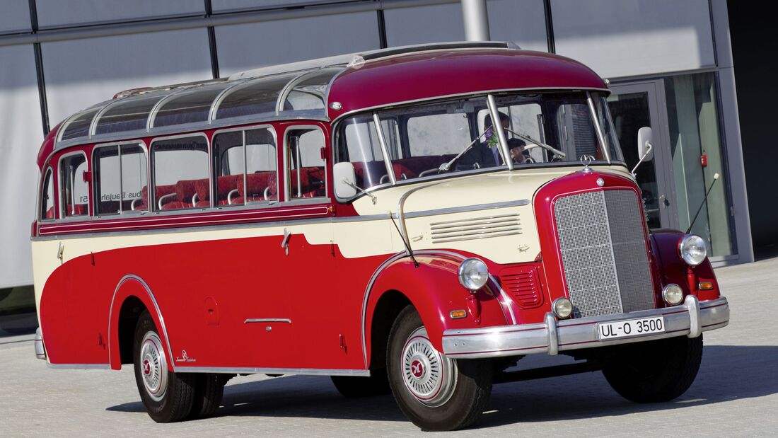 Daimler Buses auf der Retro Classics 2019