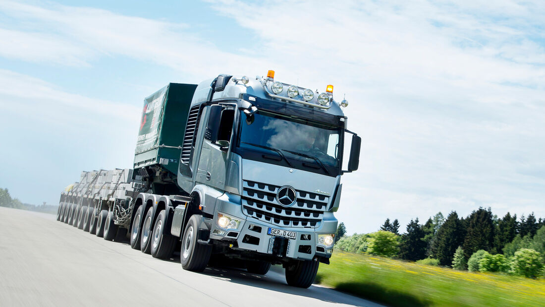 Daimler SLT