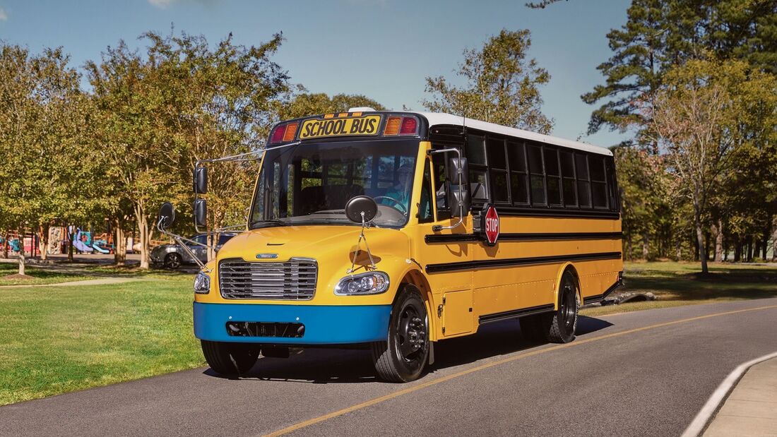Daimler Truck-Marke Thomas Built Buses präsentiert die 2. Generation des batterielektrischen Schulbusses Jouley

Daimler Truck brand Thomas Built Buses launches second-generation of battery-electric school bus Jouley