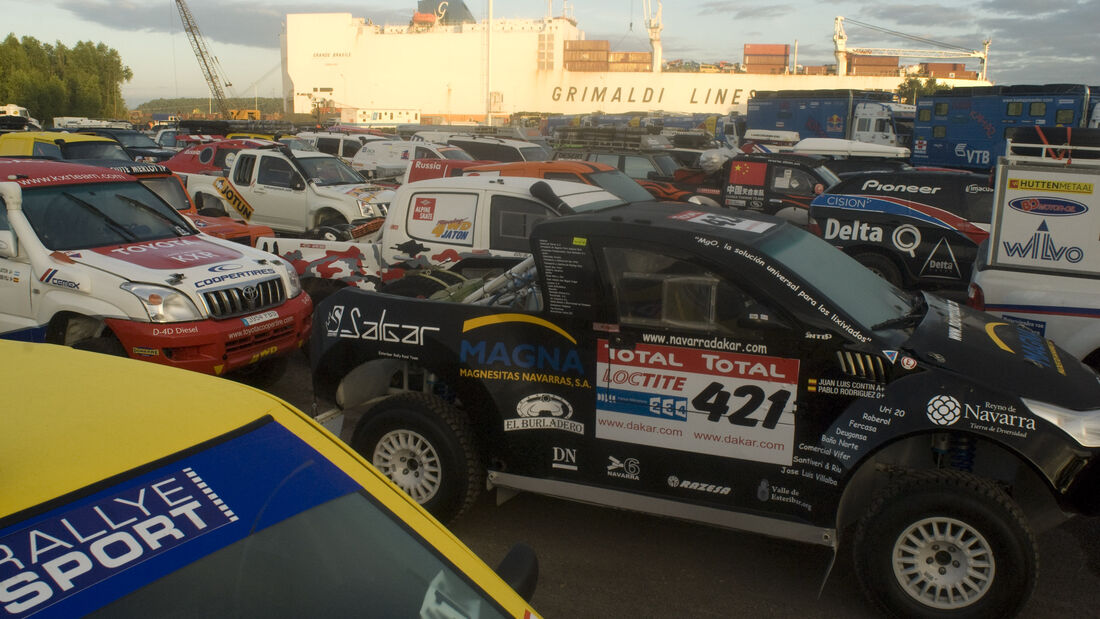 Dakar 2010 Boarding