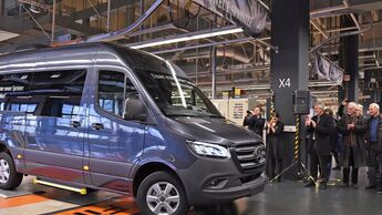Das Mercedes-Benz Werk Düsseldorf feiert den Start der Serienproduktion des neuen Sprinter.
