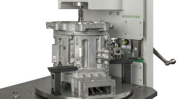 Das neue Spezialwerkzeug E-Axle Repair Tool von Schaeffler ermöglicht die professionelle und sichere Reparatur von E-Motoren.