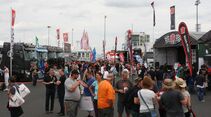 Der Industriepark ist bereits am Freitag gut besucht