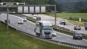 Der Lkw-Hersteller MAN Truck & Bus und Dettendorfer Energy – ein Joint Venture des regionalen Energieversorgers Energie Südbayern und der Spedition Dettendorfer – haben gemeinsam mit Partner aus Wirtschaft, Energie und Infrastruktur die „Initiative Grüner Brenner“ gegründet. 
