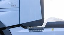 Der Volvo FH Aero wird durch neue aerodynamische Verbesserungen um bis zu 7 Prozent effizienter.