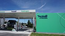 Der Wasserstofflieferant und -hersteller Tyczka Hydrogen hat im Güterverkehrszentrum (GVZ) Region Augsburg eine Tankstelle für grünen Wasserstoff in Betrieb genommen. 